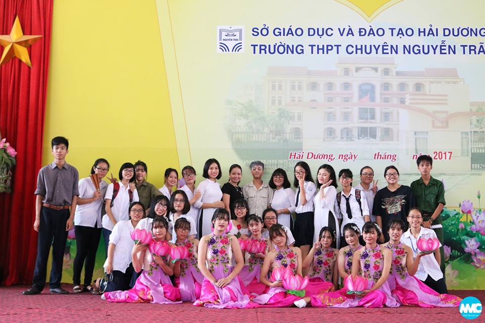Lễ chào cờ sáng ngày 18-9 - "Tình yêu Bác Hồ dành cho những khúc dân ca"